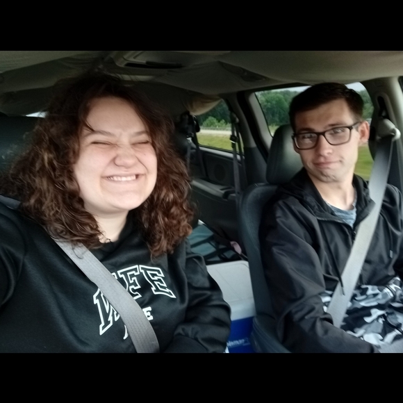 Meet your Posher, Ari - Picture 7 of 8